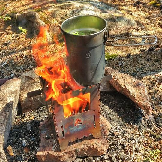 BUSHCRAFT ESSENTIALS Hobo Stove Bushbox XL Profi Set
